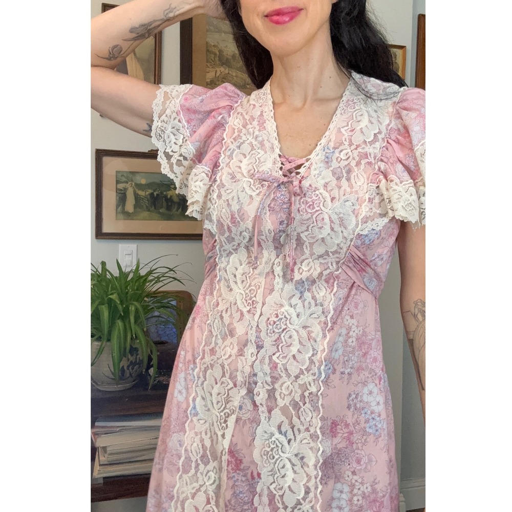 Vintage 70s Pink Floral Prairie Maxi Dress Lace Trim Empire Waist Cottagecore - Picture 6 of 10
